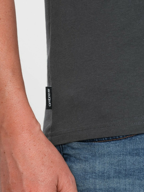 Ombre Clothing Σκούρο γκρι ανδρικό βασικό μπλουζάκι με v-λαιμό Ombre Clothing