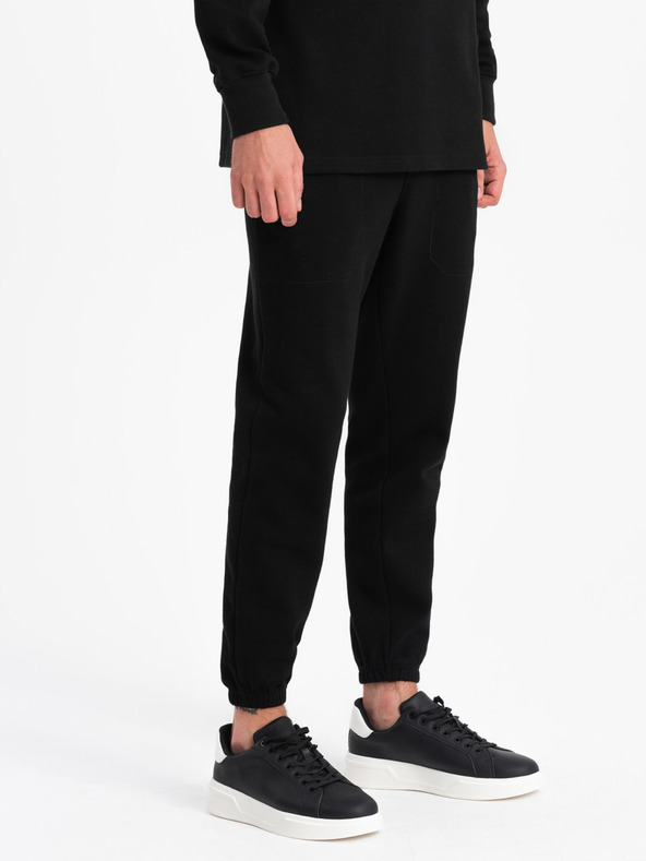 Ombre Clothing Μαύρο ανδρικό φούτερ με γιακά πόλο + παντελόνι Ombre Clothing