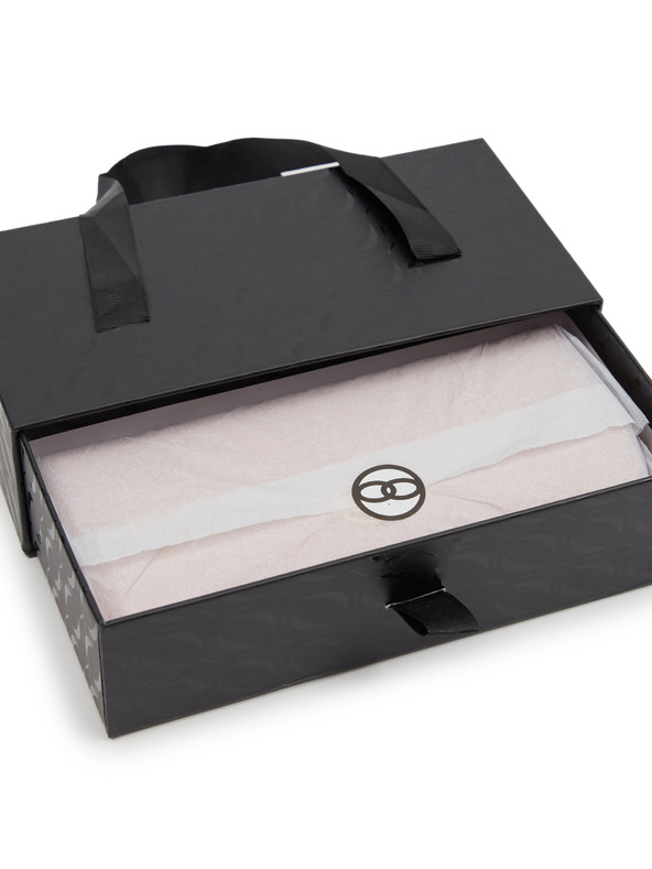 Orsay Κρεμ γυναικεία τσάντα σε συσκευασία δώρου ORSAY