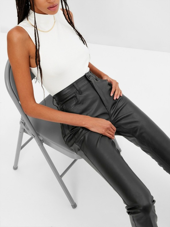 GAP Παντελόνι slim high rise από συνθετικό δέρμα GAP