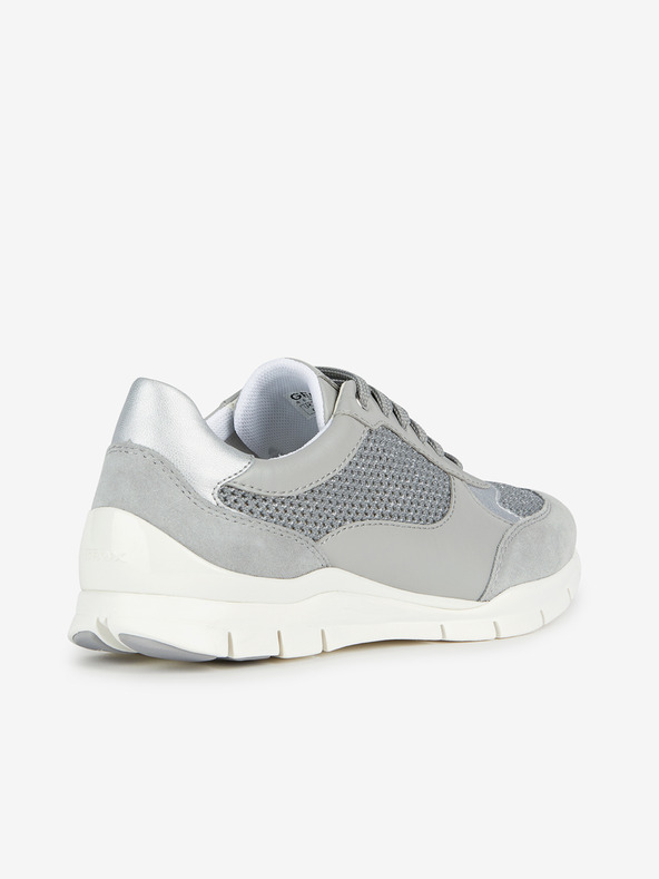Geox Γκρι γυναικεία sneakers με δερμάτινες λεπτομέρειες Geox Sukie