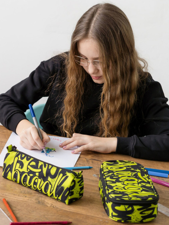 BAAGL  Μαύρη φοιτητική θήκη lime Baagl