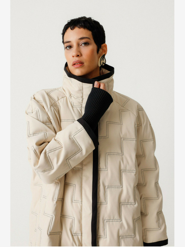 SKFK Κρεμώδες γυναικείο χειμερινό παλτό SKFK