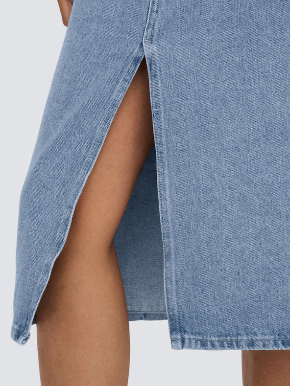 ONLY Γυναικεία τζιν φούστα μίντι ONLY Bianca ανοιχτό μπλε