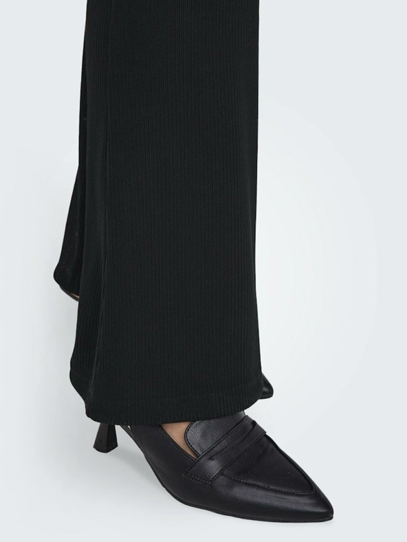 ONLY Μαύρο γυναικείο φαρδύ παντελόνι ONLY Fever