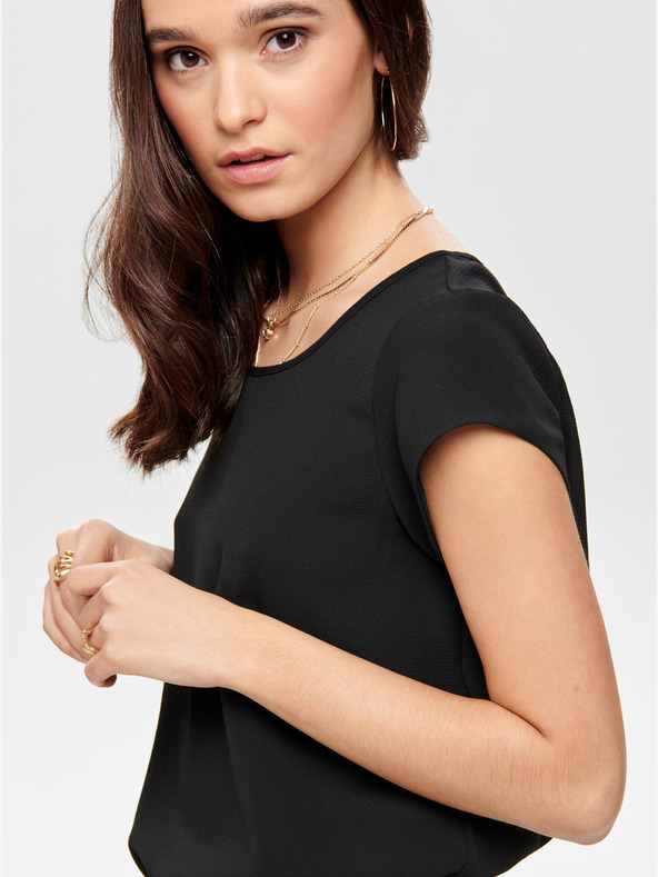 ONLY Μαύρη μπλούζα με φερμουάρ στην πλάτη ONLY Vic