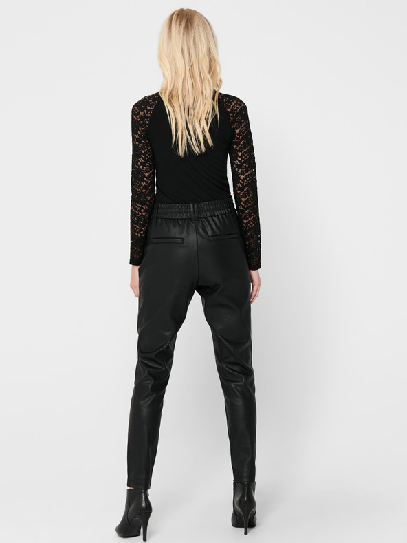 ONLY Μαύρο γυναικείο παντελόνι από δερματίνη ΜΟΝΟ Pop Trash