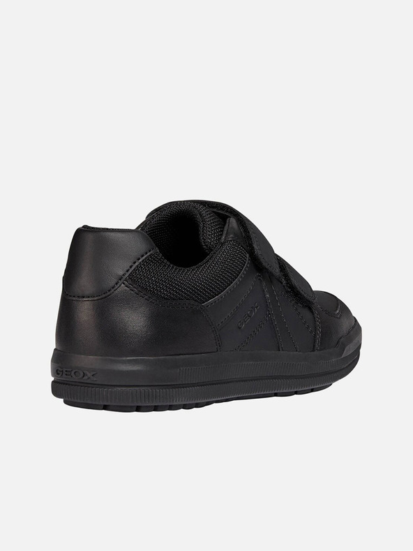 Geox Μαύρα αγορίστικα αθλητικά παπούτσια Geox Arzach