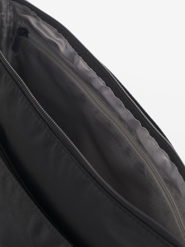 Hedgren Μαύρη γυναικεία τσάντα χιαστί Hedgren Eye M