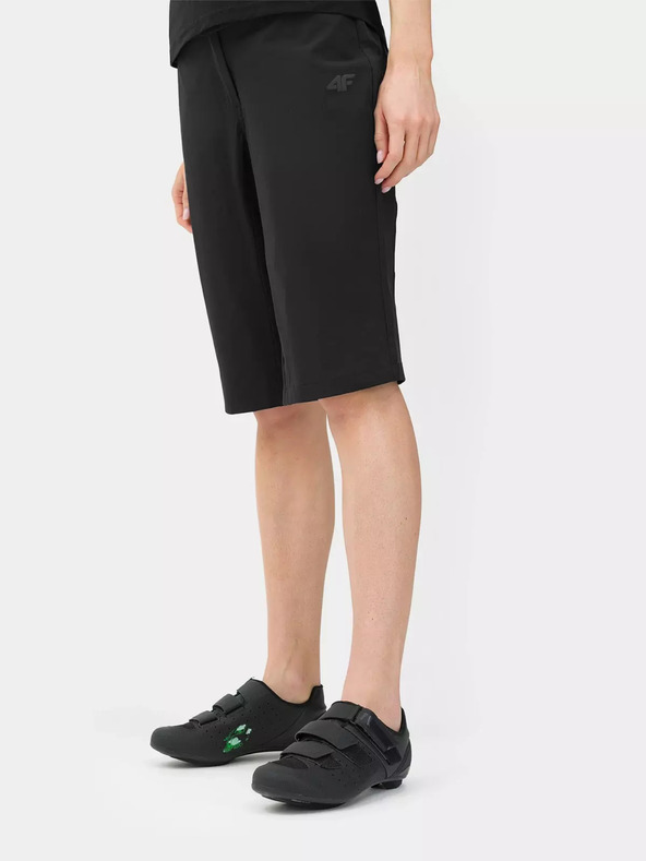 4F Γυναικείο ποδηλατικό σορτς 4F