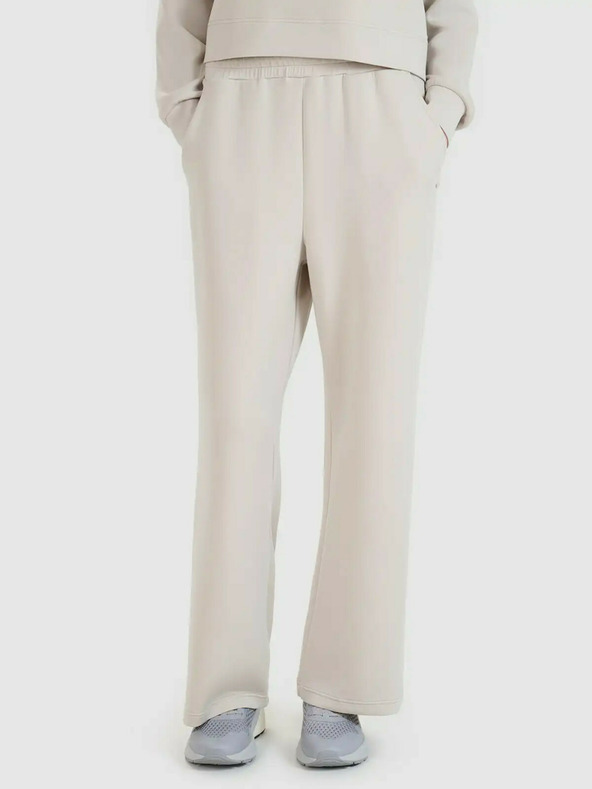 4F Γυναικεία φόρμα 4F