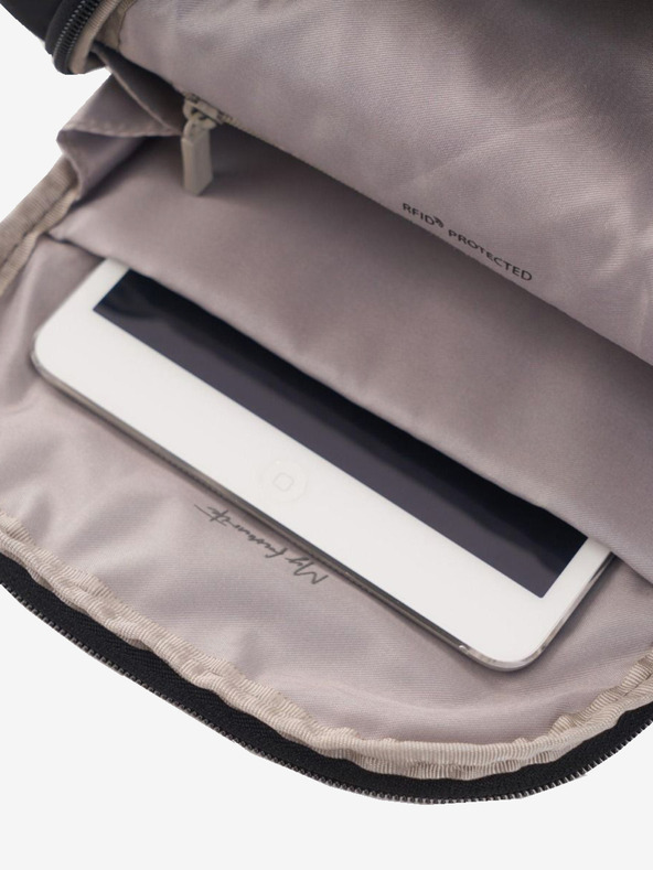 Hedgren Μαύρο γυναικείο σακίδιο Hedgren Vogue