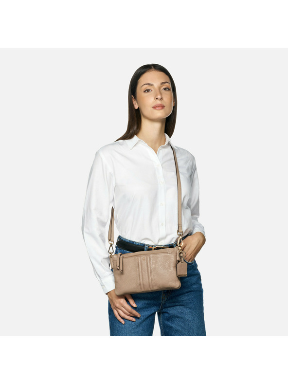 Geox Μπεζ γυναικεία τσάντα Geox Claree