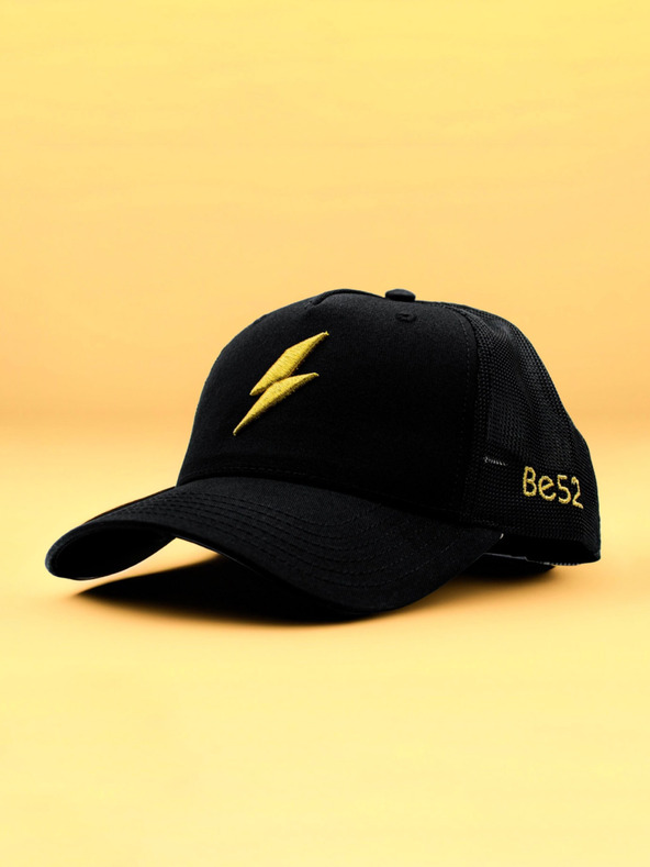 Be52 Be52 Bolt καπέλο premium μαύρο/χρυσό