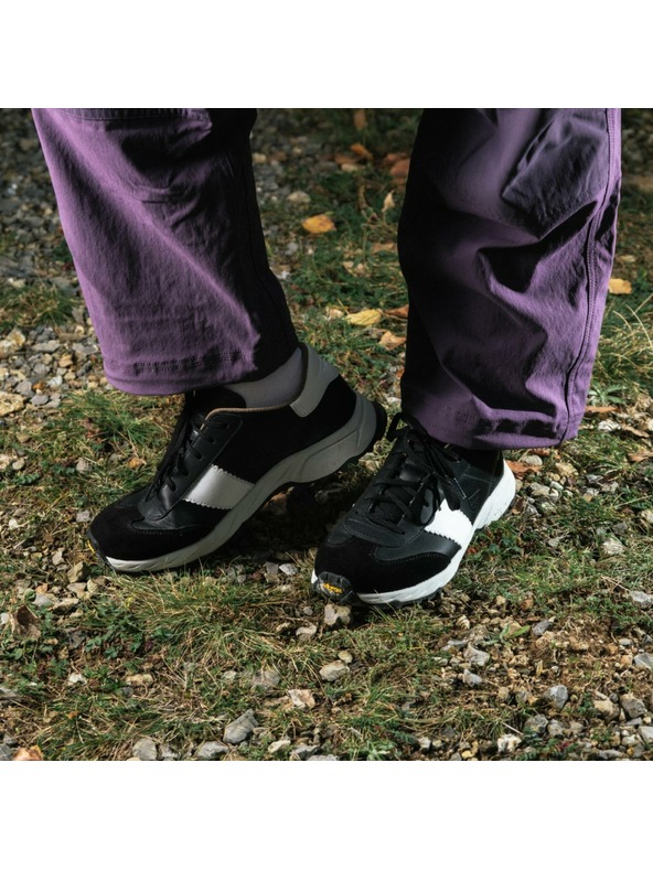 BOTAS *** Γυναικεία δερμάτινα outdoor αθλητικά παπούτσια / sneakers μαύρα-λευκά Botas Nordic Black