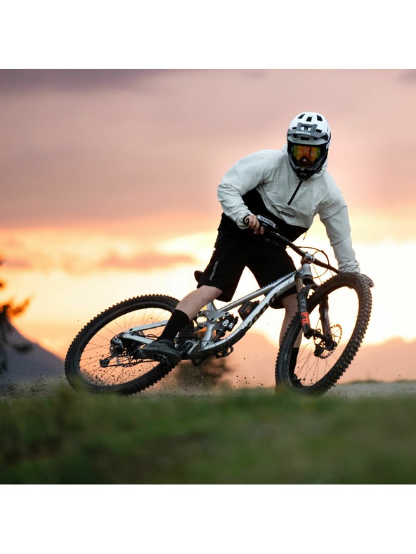 Horsefeathers Σορτς ποδηλάτου Venture - μαύρο HORSEFEATHERS