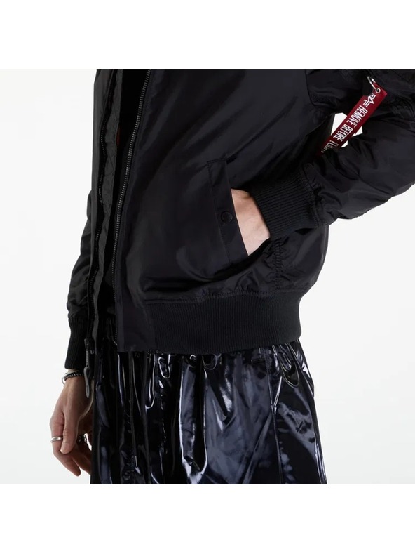 Alpha Industries Ανδρικό μαύρο bomber μπουφάν Alpha Industries MA-1 TT Hood Black/Black